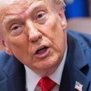 美 셧다운 책임 공화당에 쏠려도…트럼프 지지율 2%p &#39;역주행&#39; 반등﻿ 이미지