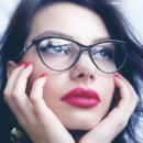 안경지식인 이미지