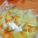 스타벅스 체리블라썸음료(화이트초코/그린티프라푸치노), 파바 메론크림빵 이미지