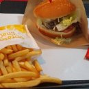 [이태원맛집] 피자버거플러스 pb+ 스파이시 비프 피자 먹은 후기