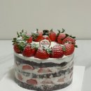 GS25 미사효성해링턴점 | [미사] 빵긋행복공작소 딸기초코생크림 1호 : 당일 진열케이크 픽업후기