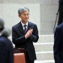 조희대 취임 3주, 머리만 바뀌고 몸통은 아직 ‘김명수 대법’ 이미지