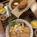 카페아담 | [카페토요] 겨울에 친구랑 다녀온 아담하고 귀여운 카페 후기｜산딸기 라떼·캐모마일