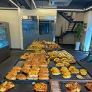 모어레스 - 동구 중앙로196번길 31-19 | 전대후문 카페 모어레스 광주 소금빵 맛집을 찾아서