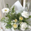 그리니드GREENEED | 대구 반월당 남산동 꽃집 그리니드: 친구 생일 결혼 축하 선물 꽃다발