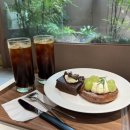 [오퍼 카페] 홍대 디저트 카페 추천 _퀸아망 맛집 솔직후기