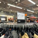 (주)유니크디자인 | 유니크템 많은 이천 롯데아울렛 나이키 추가세일 행사 사람 많은 이유