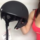 [판매완료]헬멧(반모)과 배터리 충전기 팝니다. 이미지