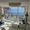 여유로운 아침의 클래식 산책 이미지