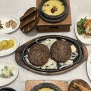 청풍호떡갈비 | 충북 제천 맛집 | 100% 수제 울금이 들어간 건강 떡갈비 청풍호 맛집 돌솥밥 정식 ‘청풍황금떡갈비’