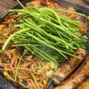 홈에서 즐기는 셀프 피부관리 이미지