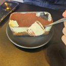만년남로 | 대전 카페 &#39;이온커피&#39; 부부 데이트 후기 (상하퐁크로플/바닐라빈라떼/티라미수)
