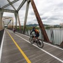 북한강철교 쉼터 이미지