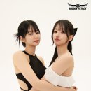 한갱 쵸단 마젠타 수영복 화보.jpg 이미지