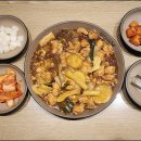 찜닭에꽂힌닭집애 이미지