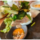 뜰안에 칼국수 이미지