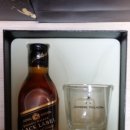 [양주] 조니워커 블랙라벨 12년산 500ml + 전용 유리컵 2개 선물용 팝니다. 이미지