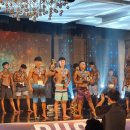 보디빌더 대회 이미지