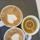 엘리식탁 | 안산 대형베이커리 카페 엘리｜주차 편한 신길동 카페투어 후기