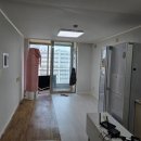생명살림집 | [울산 동구 서부2차 살림집] 누런 벽지 걷어내고, 새하얀 실크벽지 + 장판으로 산뜻하게 변신!