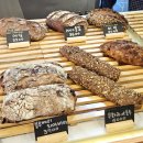 문스오븐(MOON'S OVEN) | [공지] [또빵집] 문스오븐 추천메뉴 및 신메뉴 2종 리뷰: 메밀빵 & 로투스 피스타치오