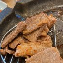 봉화정육식당 | 봉화산역 소고기, 돼지고기 다 먹을 수 있는 셀프 콩나물 무침 맛있는 고깃집 [봉화정육식당]