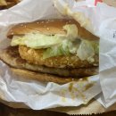 맥도날드 부산기장DT점 | 맥도날드 행운버거 골드 스페셜 컬리후라이 후기 시즌 메뉴 음료 기장 DT점