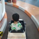 꿈나래 어린이 극장 | 부산과학관(새싹누리관, 상설전시관, 이디야, 식당, 일요사이언스극장, 꿈나래동산, 꼬마기차)