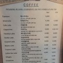 노웨어벗히어(Nowhere But Here) 이미지