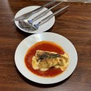 용산2가동 주민센터 강당 | [내돈내산]용산 해방촌 신흥시장 블루리본 맛집, ‘데칼코마니’ 처음 먹어본 꿀대구..❤️