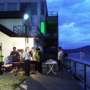 강가에 펜션 이미지