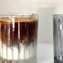 커피화이트컵 이미지