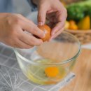 초여름 달걀 조리할 땐 교차 오염 막아야 ‘이 증상’ 보이면 즉시 병원으로. 이미지