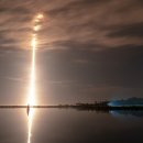 SpaceX, Starlink 임무로 Cape Canaveral에서 Falcon 9 로켓 발사 이미지
