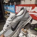 룩옵티컬 엔터식스 안양점 | 나이키 W AIR MAX MOTO 실물 후기