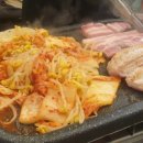 돼지네칼국수 - 성남시 중원구 둔촌대로401번길 7-1 | 돼지네칼국수