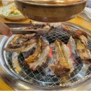 고기생각 숯불바베큐 이미지