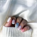 끌리는네일