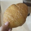 서정리역 베이커리 카페 버밀당에서 소금빵 냠