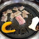 함양꿀꿀이흑돼지