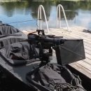 UAG-40 유탄발사기가 장착된 우크라이나산 폴로즈-M16 전투 카약. 이미지