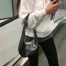 그레이(GRAY) | [stand oil] 스탠드오일 26SS Tovi bag Metallic Gray 토비백 메탈릭 그레이 착용 후기