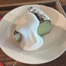 에티오피아13월 | [창원 진해] 특색있고 볼거리가 많은 힐링 카페 ‘루블커피’ 1층,2층 대여 가능한 카페 추천