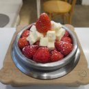 완산-71 | 전주 한옥마을 카페 카페달곰 시원한 딸기솥빙수 후기