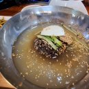 돼지되지 이미지