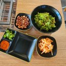 허가네 반찬가게 | 두툼촉촉부들한 양꼬치에 맛도리 가지요리 조합이 미친(p) "허가네양갈비양꼬치 문덕점" (내기준추천)