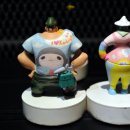 헬멧 조형물 이미지