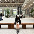 | 틸아이다이 | 더현대 매장 50% 할인 구매한 내추럴 크랙 레더 블루종 + 더현대 오픈런 꿀팁 후기