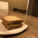 유니리 | 토스트와 마스크, 라우브와 클레어오 3월