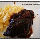 황금의 언덕 부르고뉴 와인 이미지